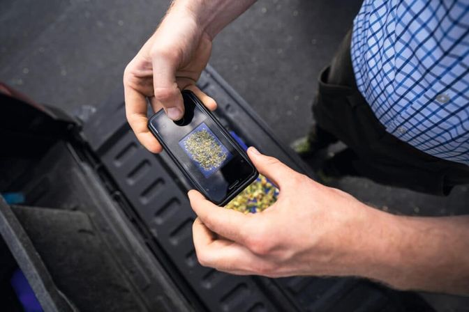 Ermittlung des Kornaufbereitungsgrads mittels App im neuen Claas connect.