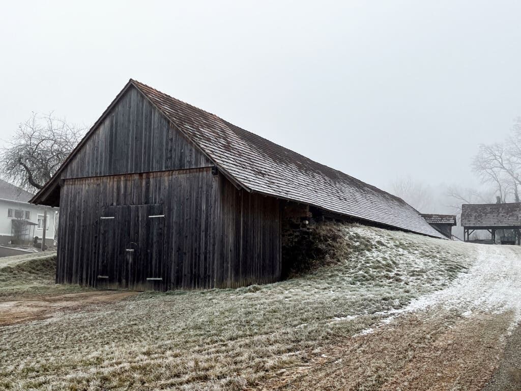 Im angemieteten Erdkeller herrschen auch im Winter ideale Bedingungen für die Lagerung der Erdäpfel.