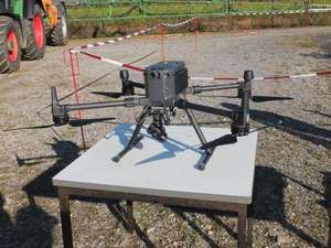 DJI Profi-Quadrokopter: mit Kameraausstattung von Sentera.