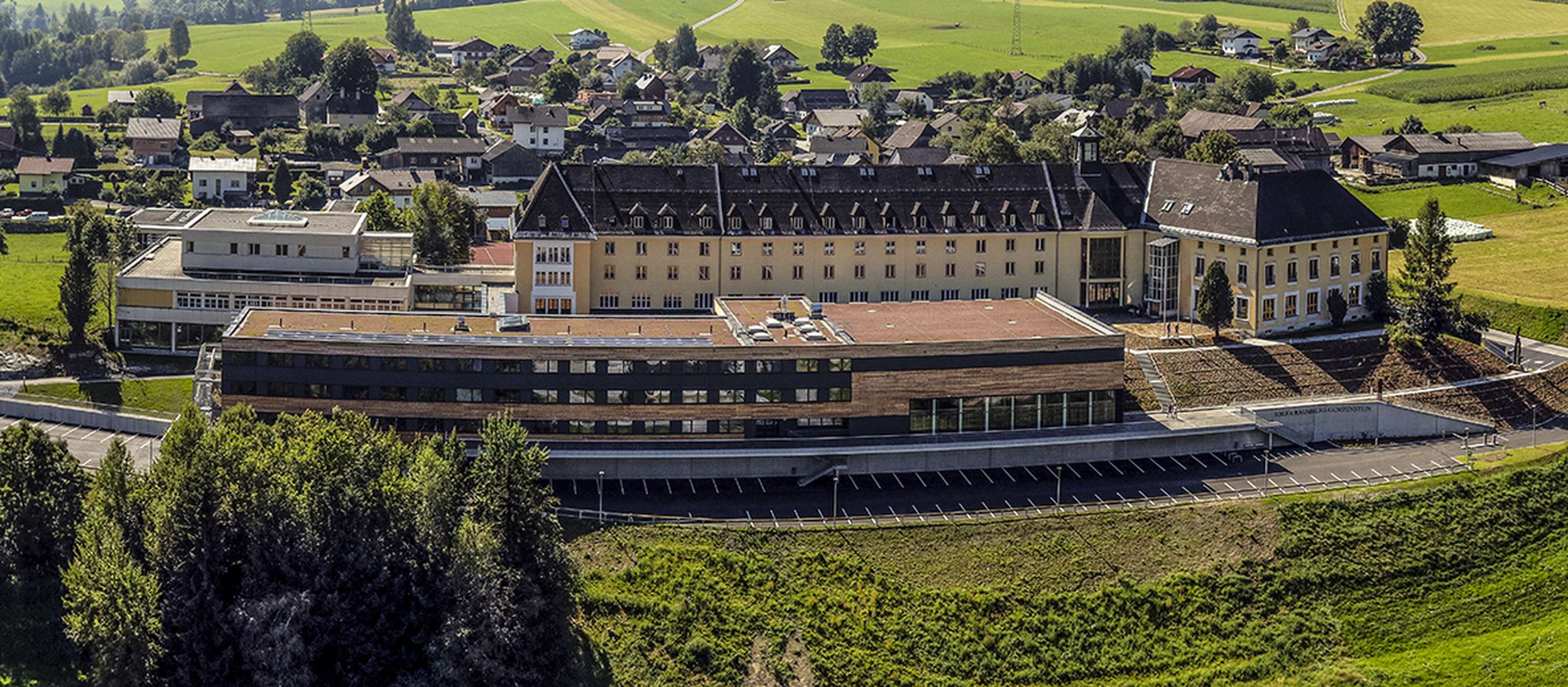 Blick auf die HBLFA Raumberg Gumpenstein