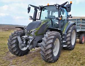 B Valtra G135 Versu Sehr Gut Als Transporttraktor
