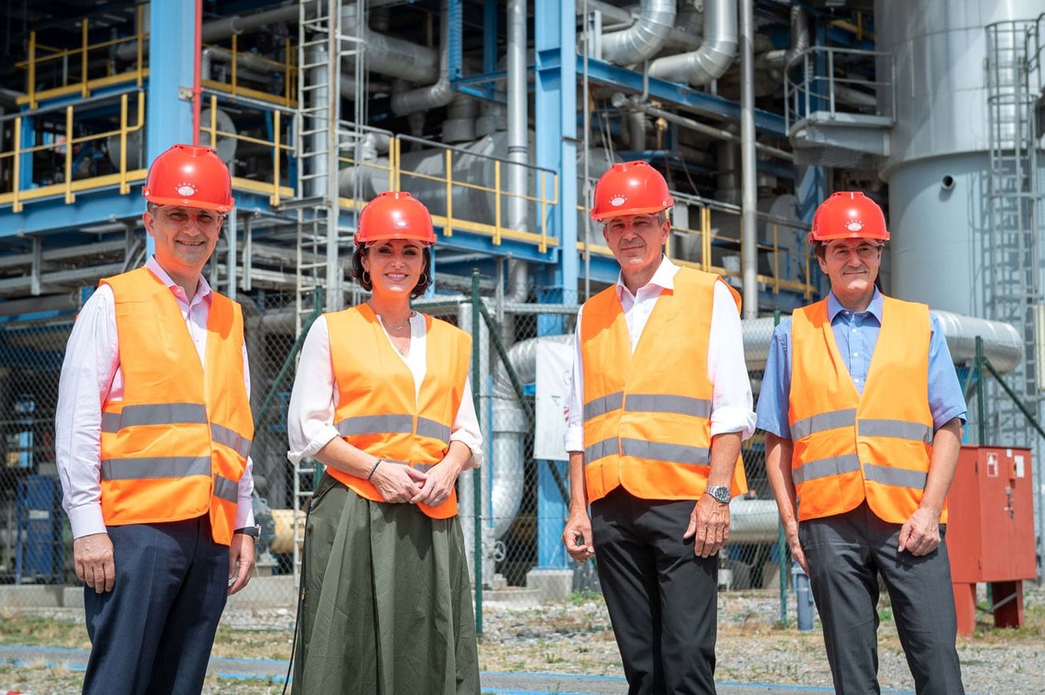 Agrana CEO Markus Mühleisen, LW-Ministerin Elisabeth Köstinger, Rübenbauernpräsident Ernst Karpfinger und Univ.-Prof. Bernhard Geringer (TU-Wien)