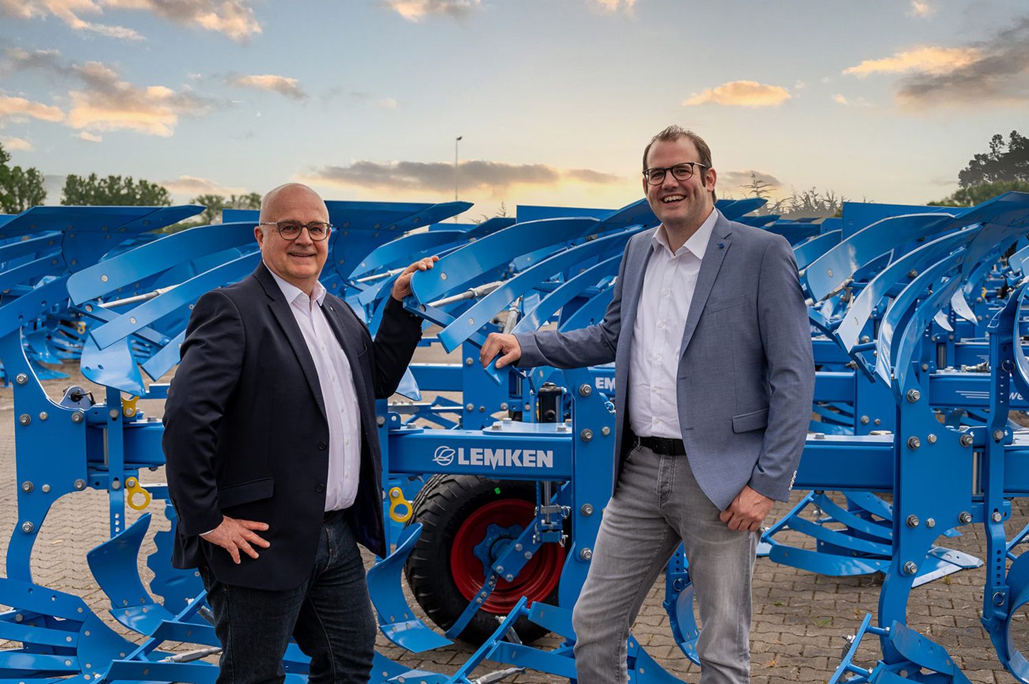 Lars Heier und Matthias Maasackers sind in neuen Positionen für das Landtechnikunternehmen tätig.