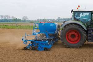 LEMKEN Azurit10 MicroHub1