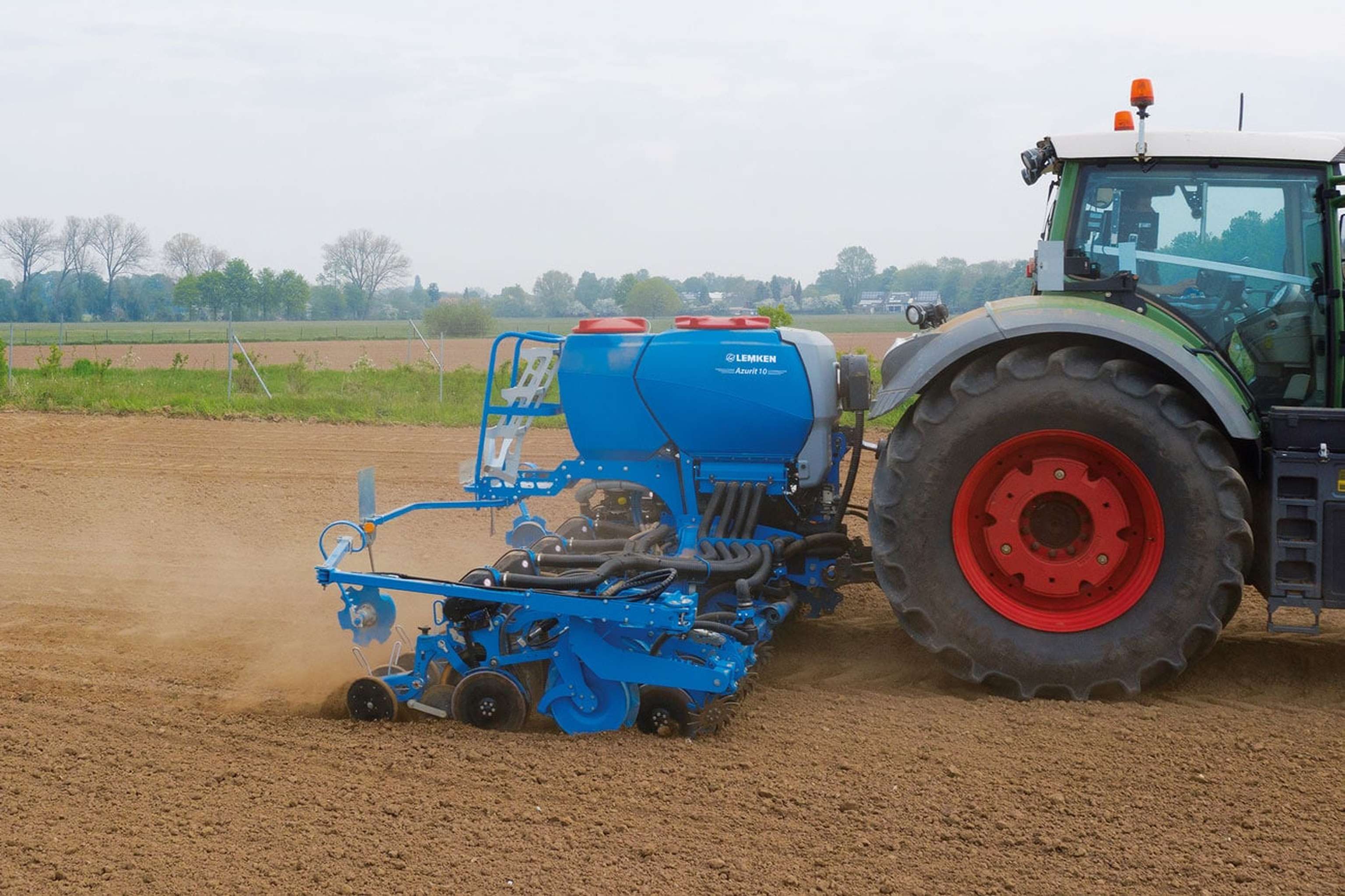 LEMKEN Azurit10 MicroHub1