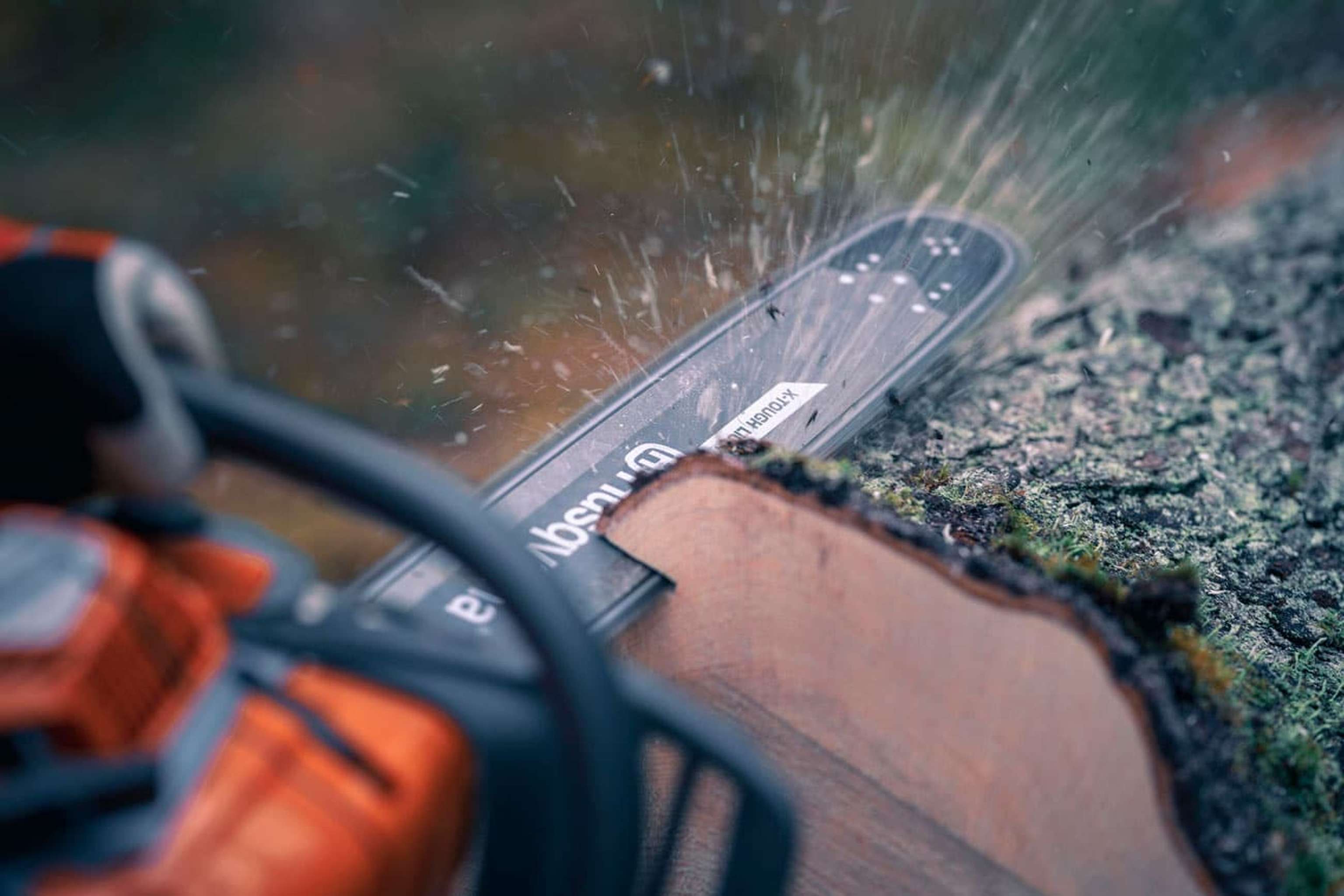 Husqvarna X TOUGH LIGHT (1) Large