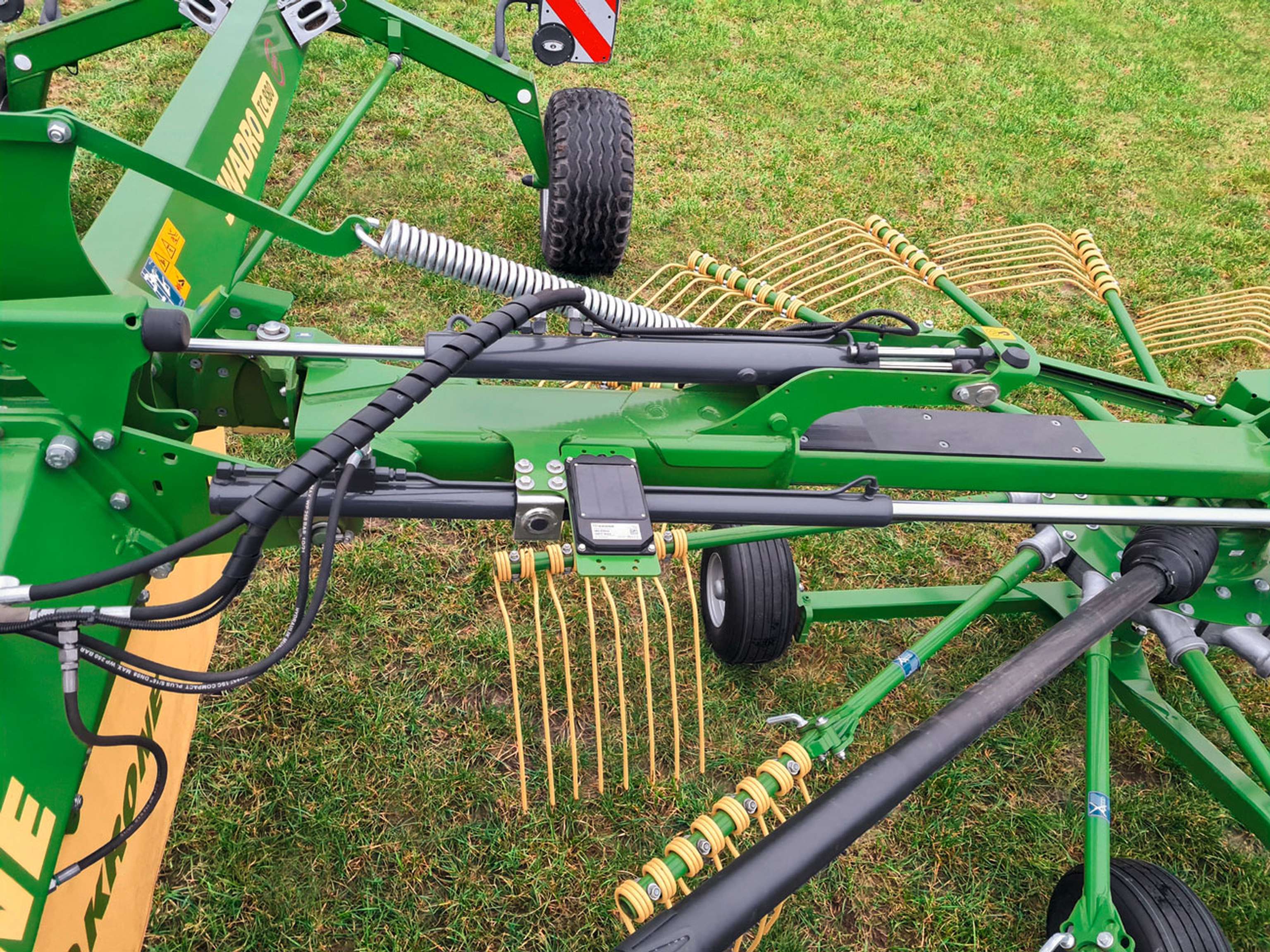2. KRONE SmartConnect Solar Agrirouter KRONE Swadro TC 880 Plus