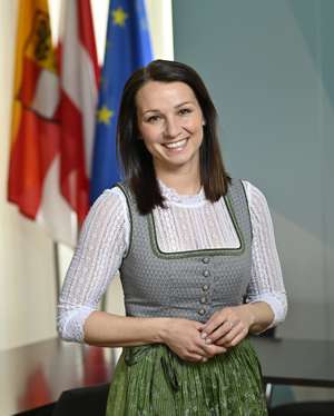 Stefanie Ofner