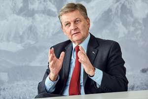 RWA Generaldirektor Wolf