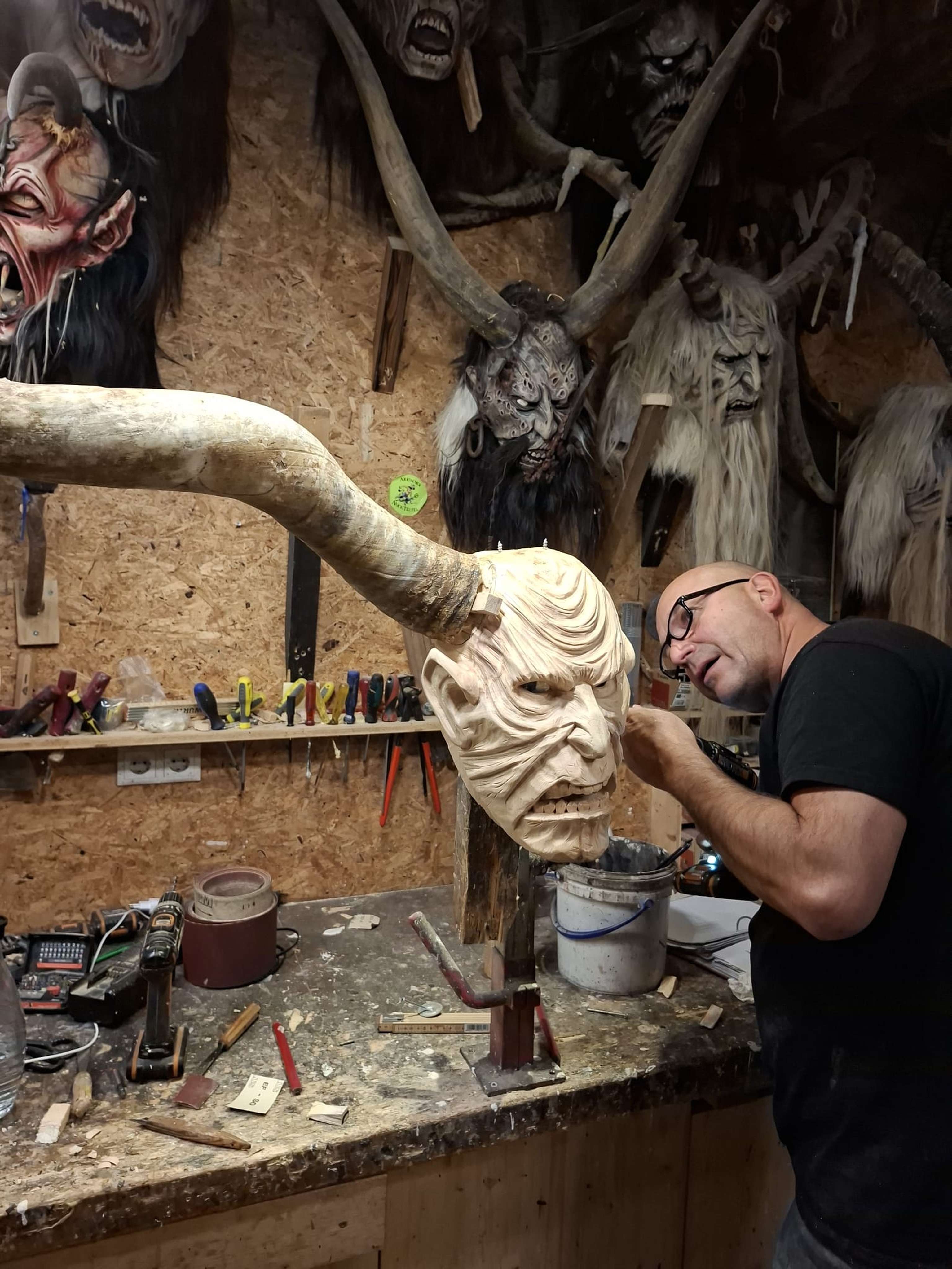 Krampuslarven