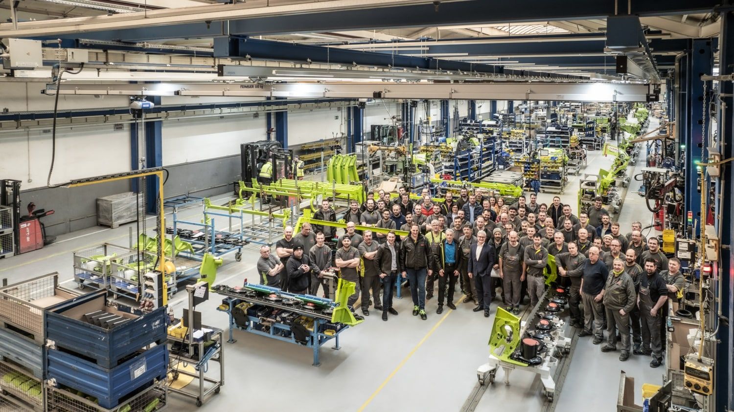 Belegschaftsfoto in Bad Saulgau anlässlich des Stückzahlenjubiläums.