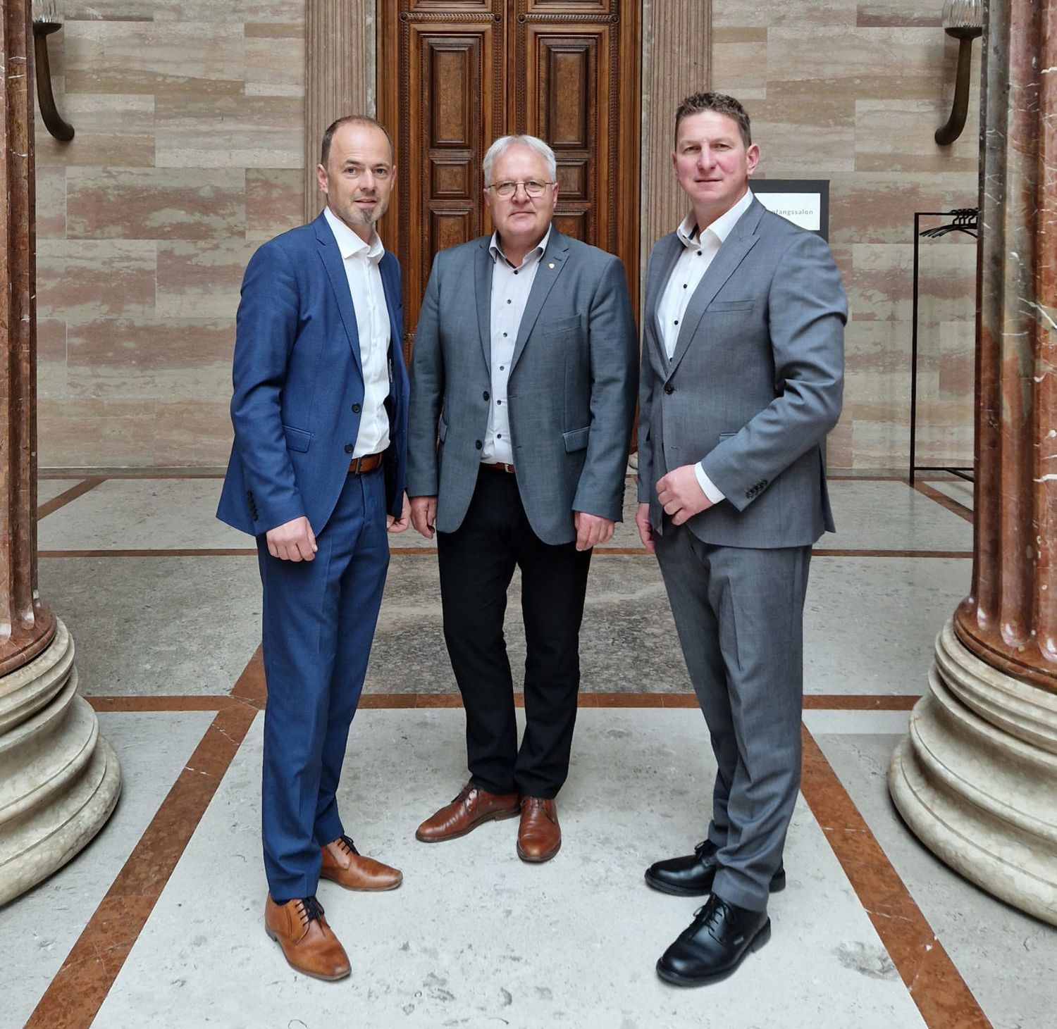 Die NR-Abgeordneten Josef Hechenberger, Hermann Gahr und Andreas Kühberger