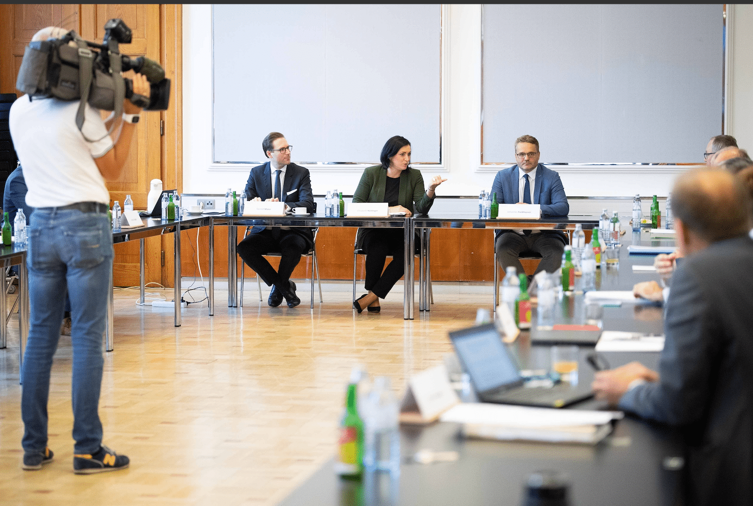 Runder Tisch Rüben