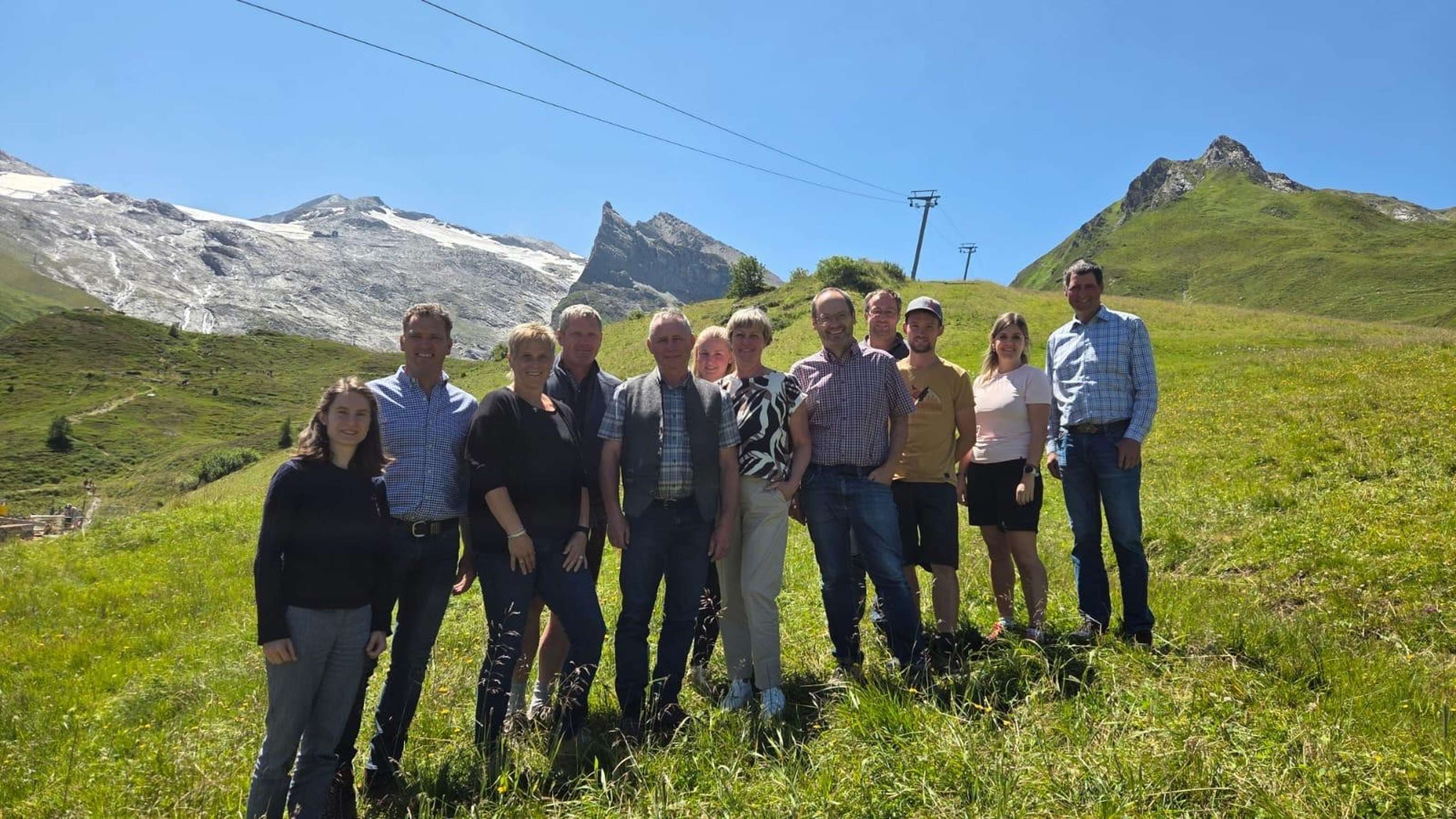 TAV Vorstandssitzung 24072026, Sommerbergalm in Tux mit Gletscher