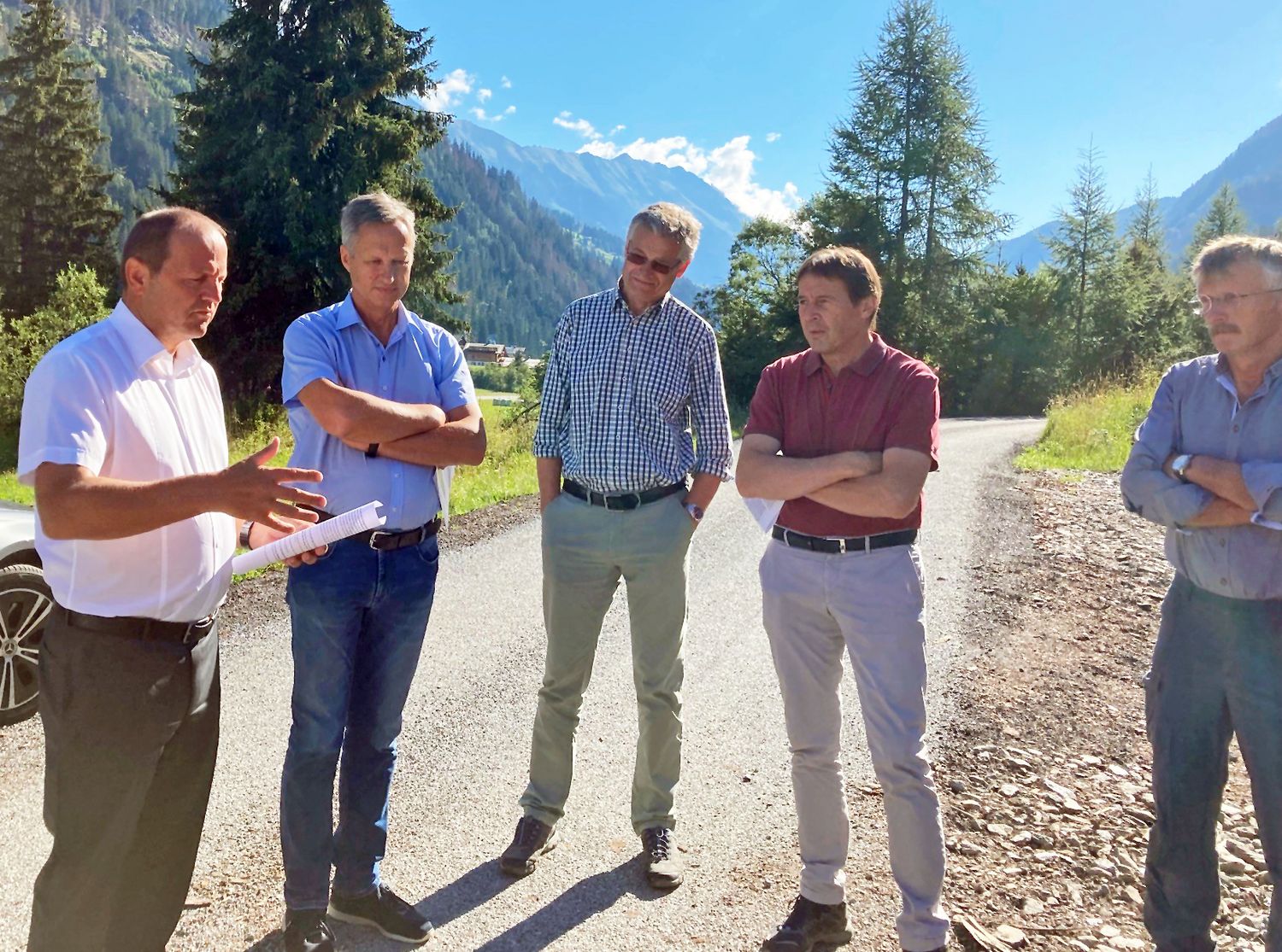 LHStv. Geisler kam mit den FachexpertInnen in Osttirol zum Lokalaugenschein zusammen.