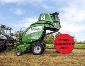 McHale-V8950-Ejecting-a-1.9m-Bale.jpg