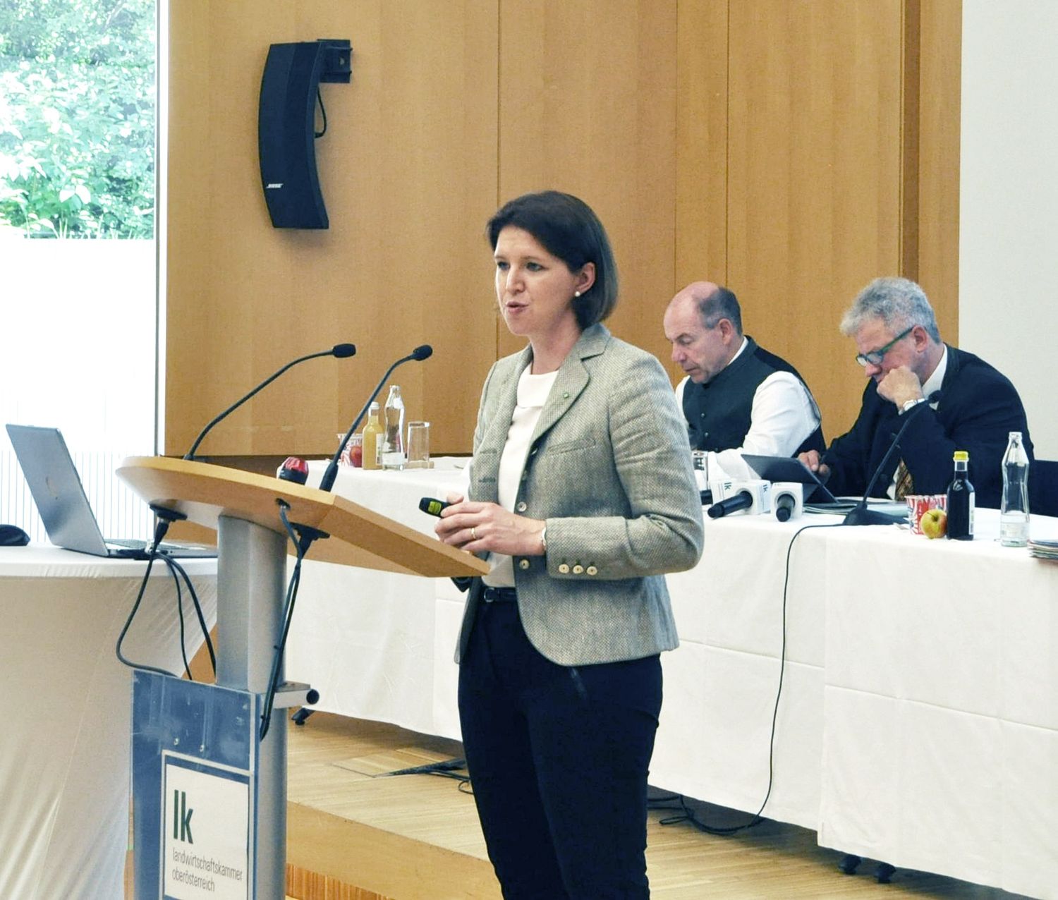 LK-Präsidentin Langer-Weninger ersucht vom Wahlrecht Gebrauch zu machen.