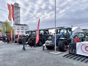 Valtra  in diversen Farben