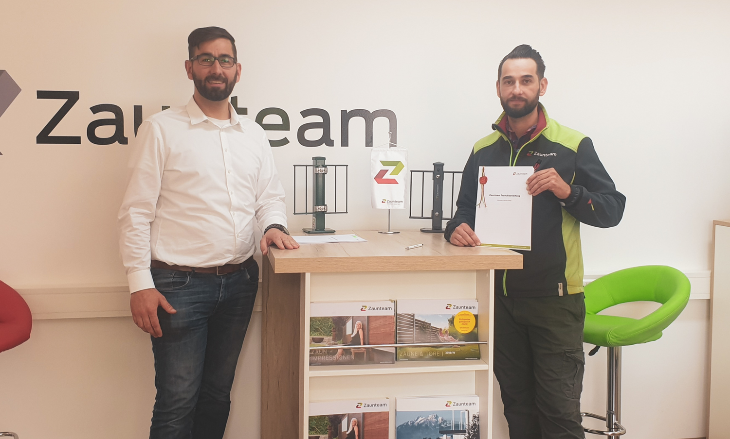 Vertragsunterzeichnung Zaunteam Kärnten-Mitte