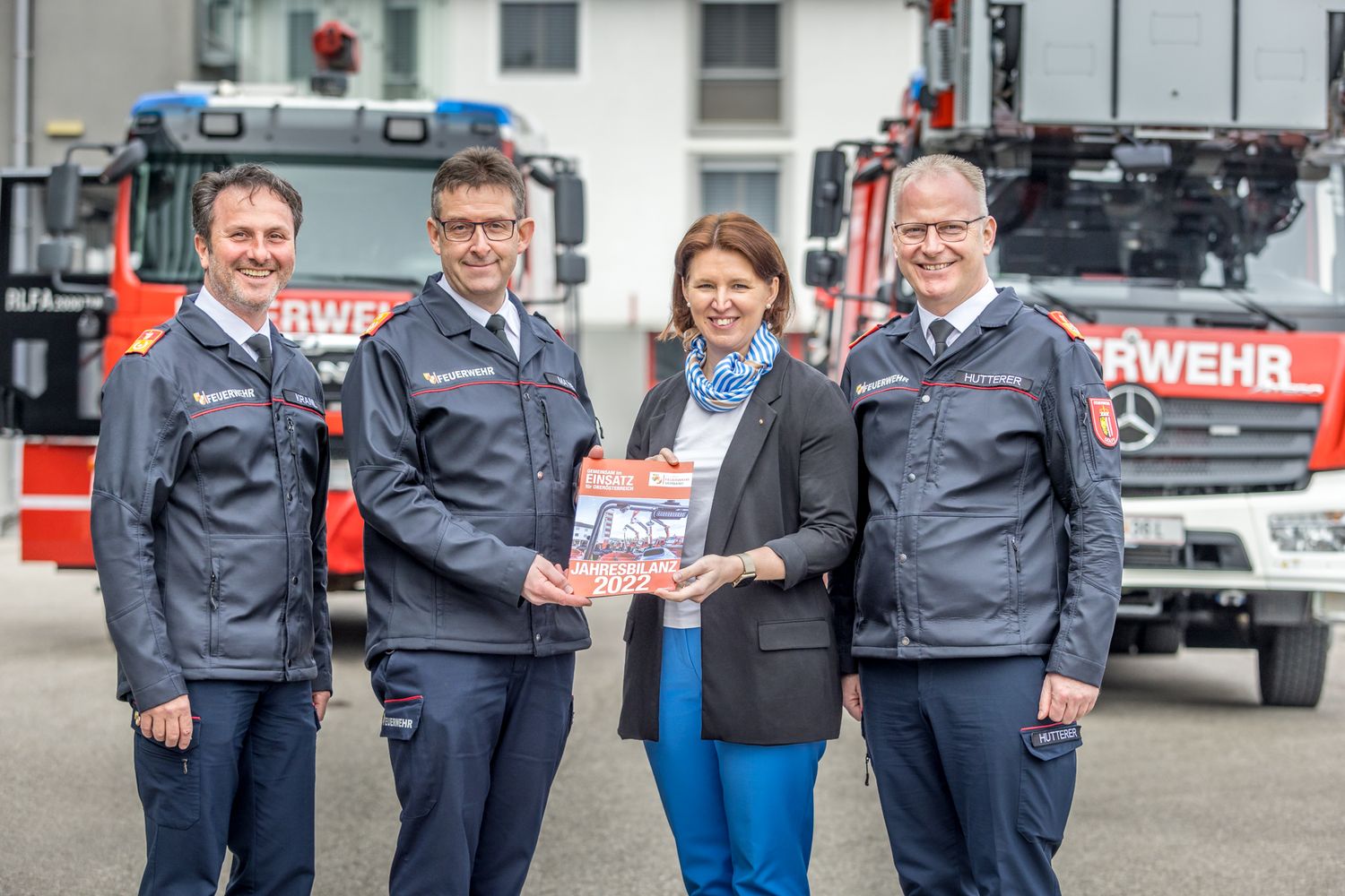 Landes-Feuerwehrinspektor Karl Kraml, Feuerwehrpräsident Robert Mayer, Landesrätin Michaela Langer-Weninger, Landes-Feuerwehrkommandant-Stv. Michael Hutterer (v.l.).