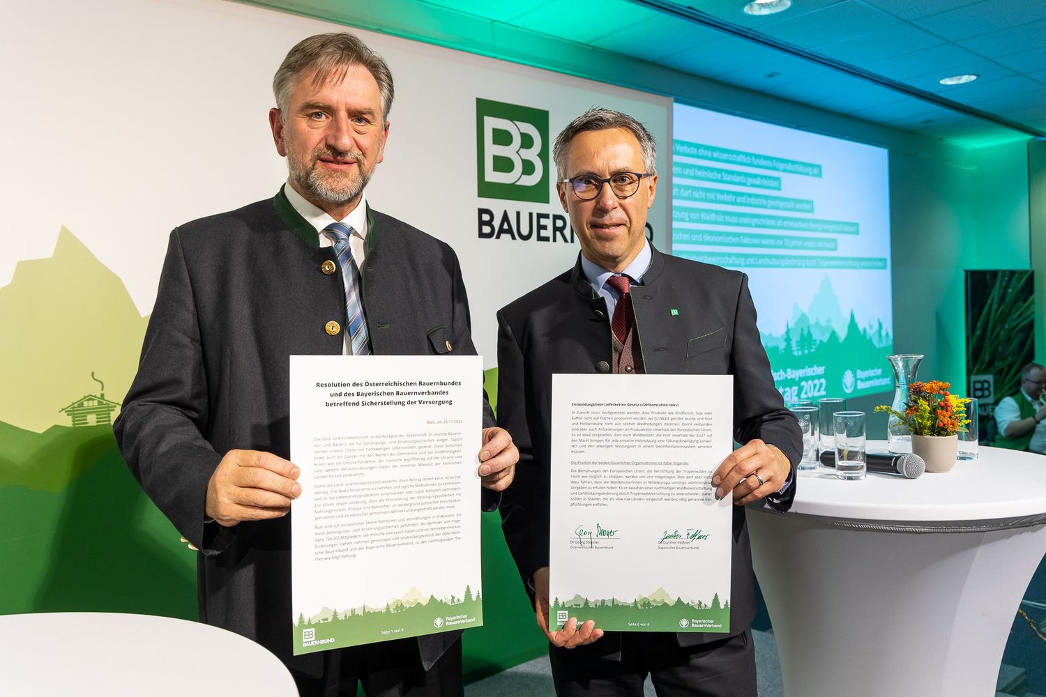 Starke gemeinsame Allianz gegen „Brüsseler Irrwege“: Günther Felßner, Georg Strasser.