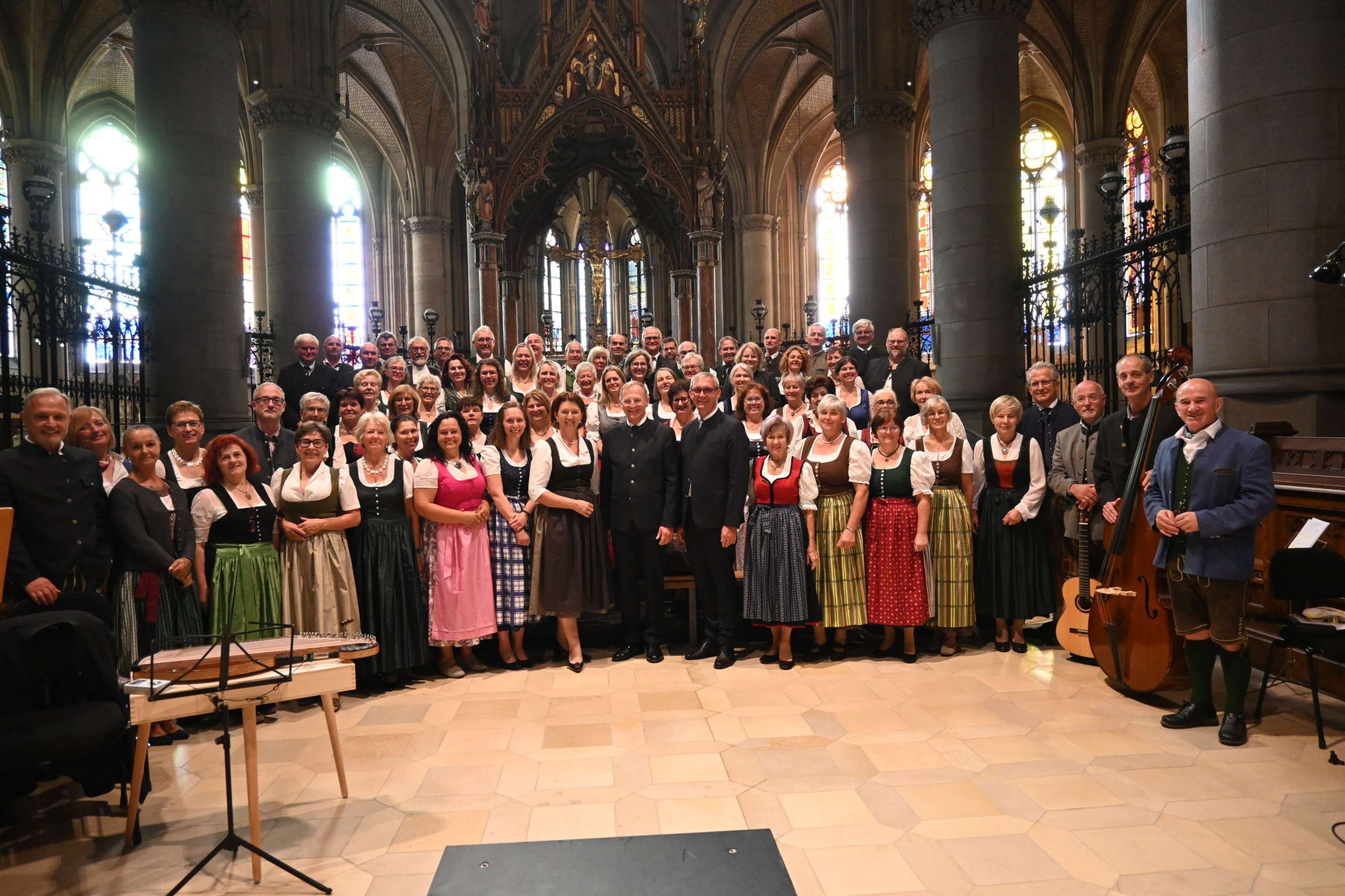 Gruppenfoto im Dom.