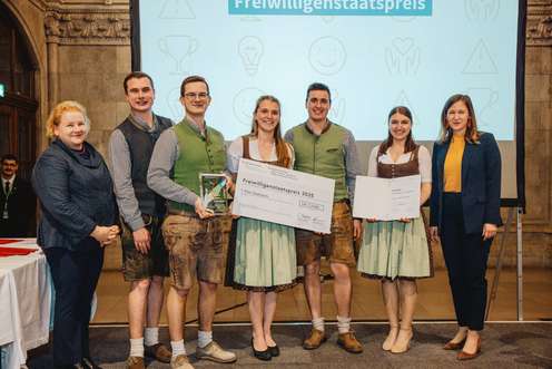 Landjugend Neukirchen an der Enknach gewinnt Staatspreis für freiwilliges und ehrenamtliches Engagement