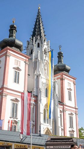 Die Basilika ist das Ziel der Wallfahrt nach Mariazell.
