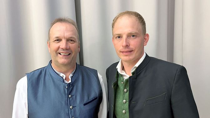 Hans Pessl und sein Nachfolger Herbert Schrittwieser.