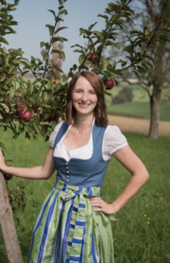 Die Herstellung von Milchseifen soll das zweite Standbein am Betrieb von Magdalena Meinhart in Pfaffing werden.