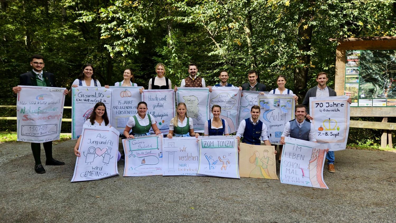 15 der heuer 29 AbsolventInnen der aufZAQ-zertifizierten Ausbildung