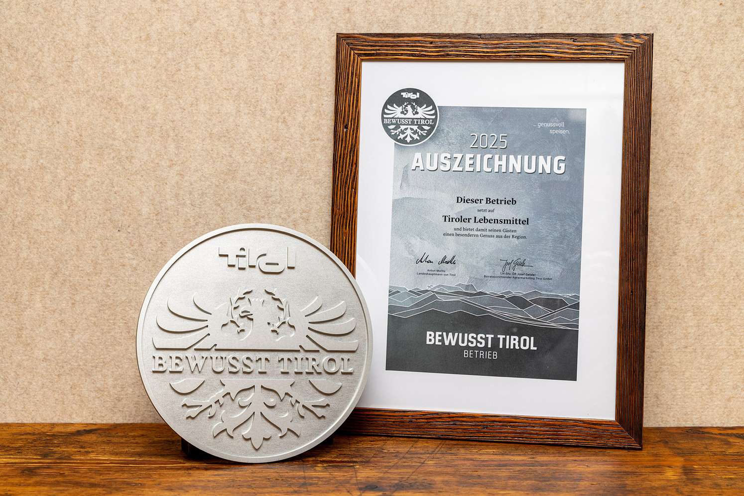 Münze_und_Urkunde Bewusst Tirol