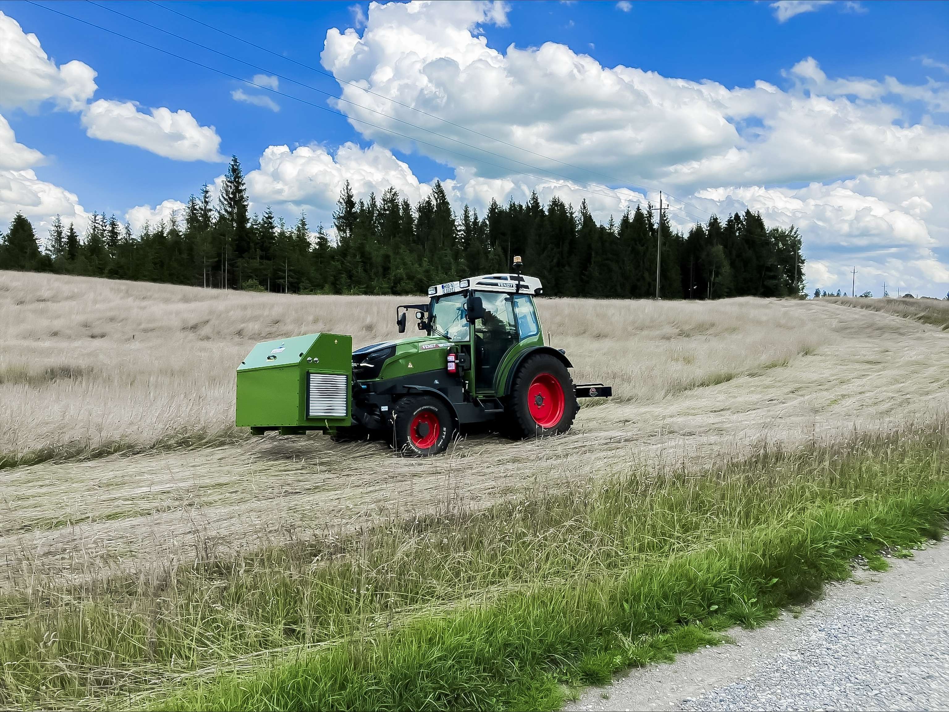 Fendt-Elektrotraktor mit einem Prototyp des Range Extenders.