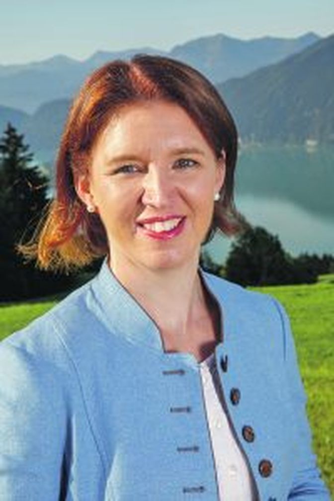 Michaela Langer-Weninger: „Das Preisniveau ist ein Schlag ins Gesicht eines jeden Milchbauern, der mit viel Mühe ein hochwertiges Qualitätsprodukt herstellt.“