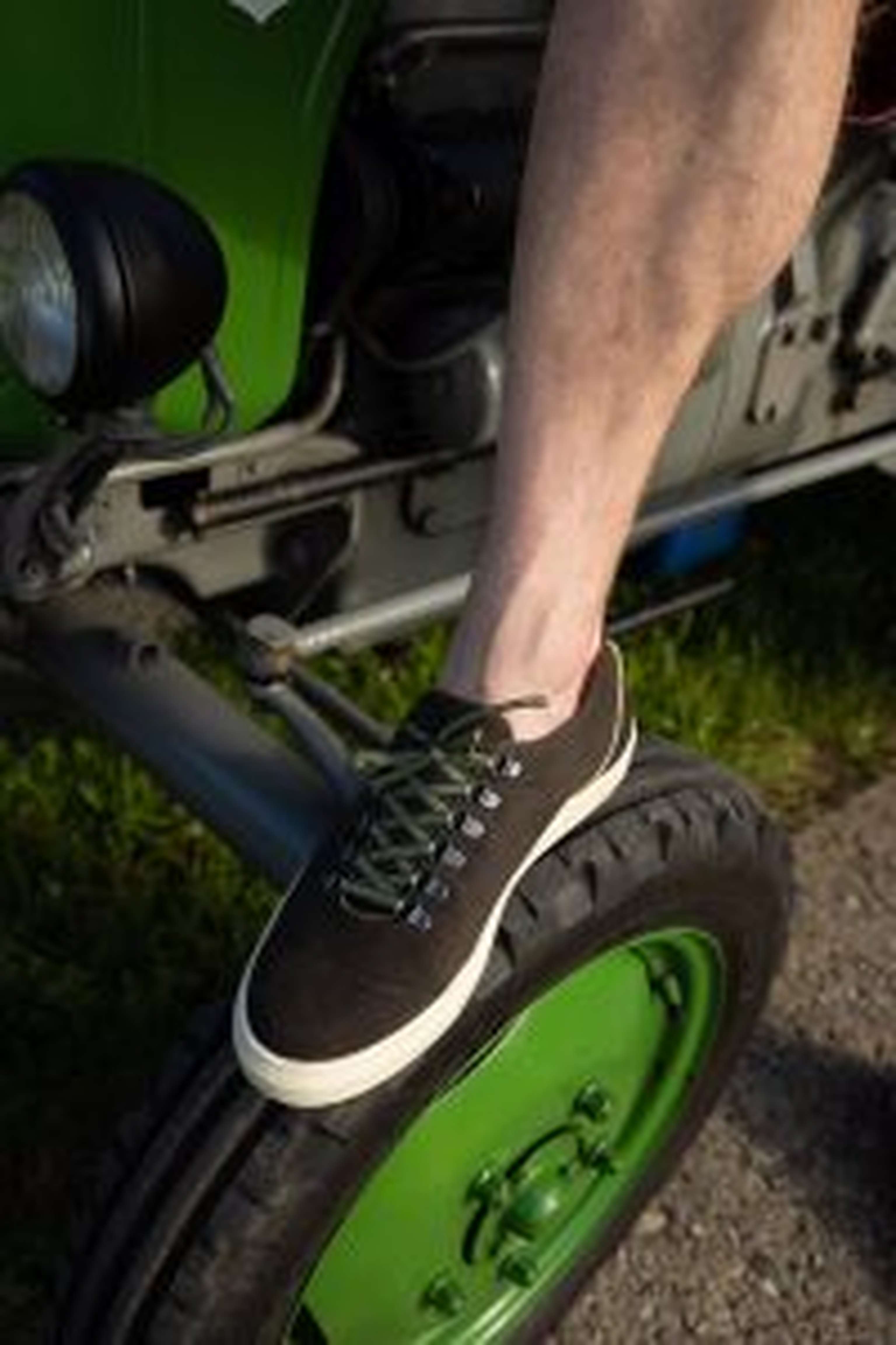 Lässige Sneakers aus echtem Hirschleder.