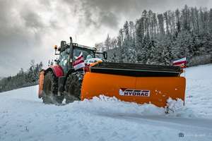 Winterdienst Traktor
