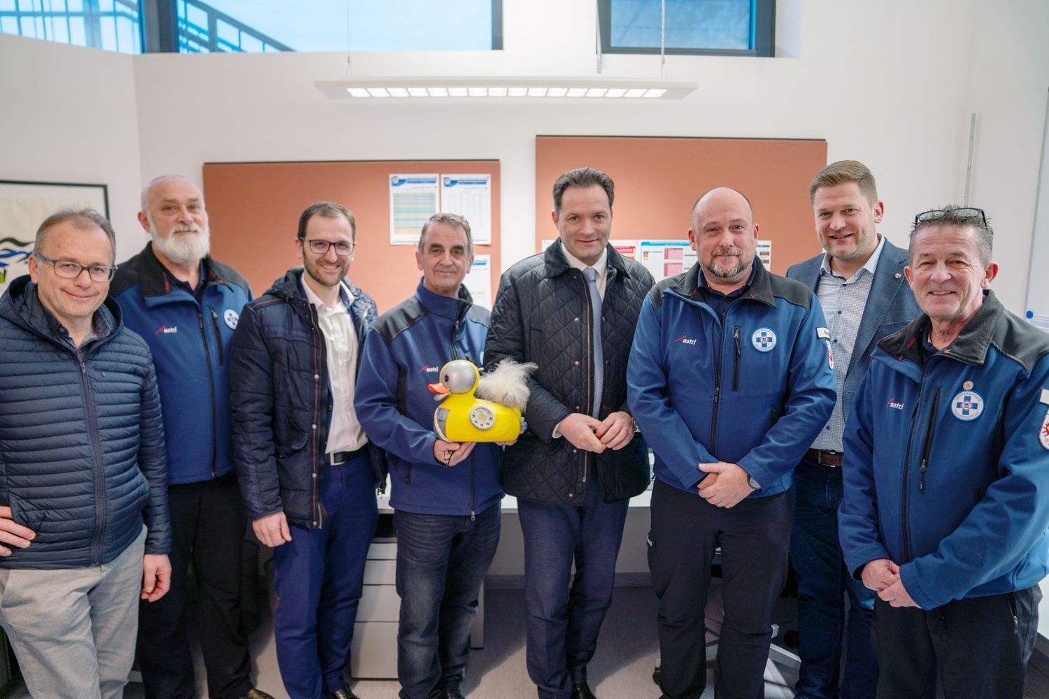 LAbg. Martin Mayerl, Christian Burger, LAbg. Sebastian Kolland, Präsident Meinhard Pargger, BM Norbert Totschnig, Manfred Schorn, BR Markus Stotter und Hans Salcher