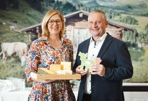 Heumilch Arge Geschäftsführerin Mösl und Obmann Neuhofer stellten die Bilanz in Wien vor.