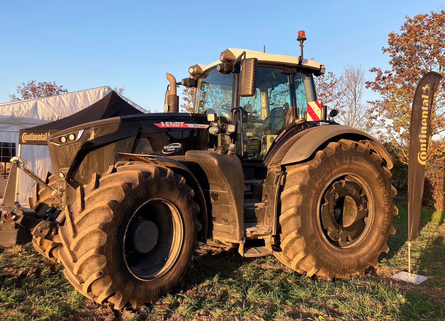 Ab sofort verfügbar: der VF TractorMaster in der neuen Größe VF900/60R42.