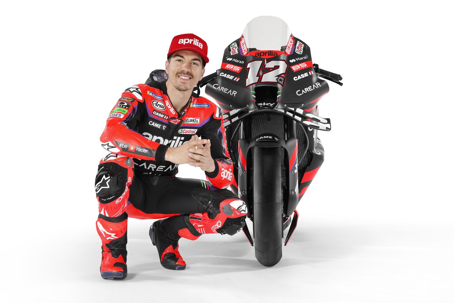 Maverick Vinales  von Aprilia Racing  macht auch für Case IH Werbung