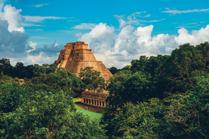 Mexico-Uxmal-Yucatan_shutterstock_1926197159.png