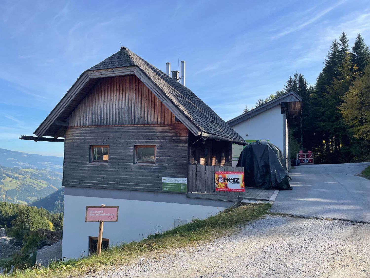 Brandlucken_aussen.jpg