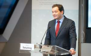 Bundesminister Totschnig gab eine Pressekonferenz zum einjährigen Bestehen des Fairness-Büros.
