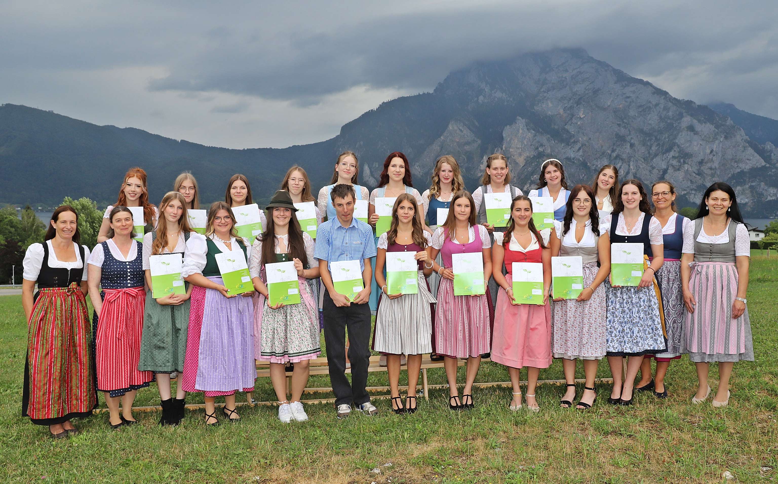 Abschlussklasse 3A Fachrichtung Ländliches Betriebs- und Haushaltsmanagement am ABZ Salzkammergut in Altmünster.