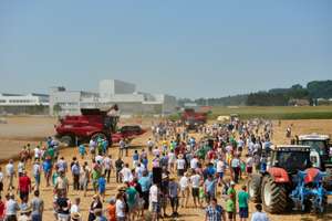 Landtechnik live auf 25 ha