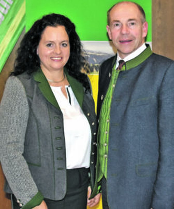 Johanna Haider und Max Hiegelsberger machen sich für gerechte Preise stark.