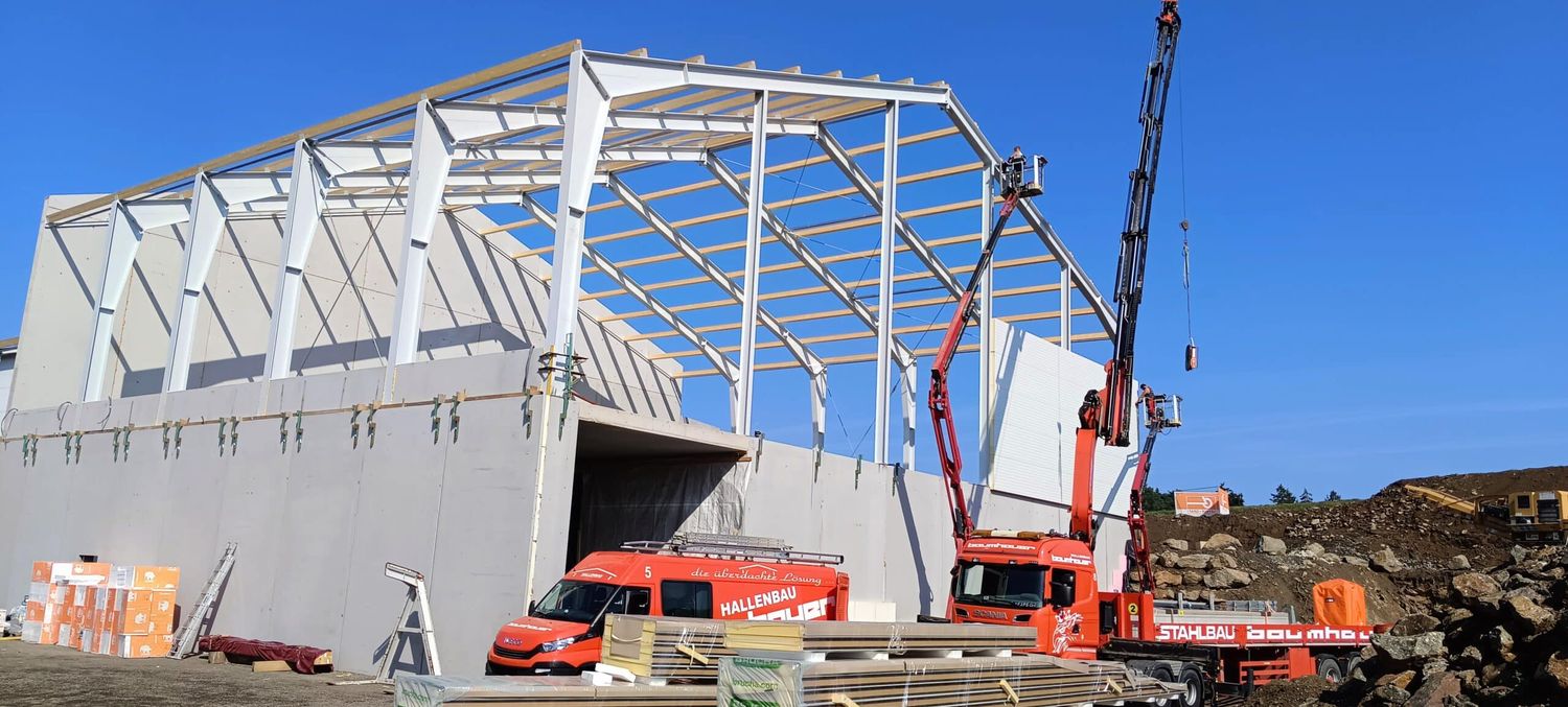 Fa. Waldland: Maximaler Raum durch schlanke Konstruktionen – Reibungslose Montage durch konsequente Planung