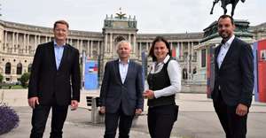 Die oberösterreichischen Bauernbund-Abgeordneten Manfred Hofinger, Nikolaus Prinz, Bettina Zopf und Klaus Lindinger (v.l.) waren bei den Verhandlungen an vorderster Front dabei.