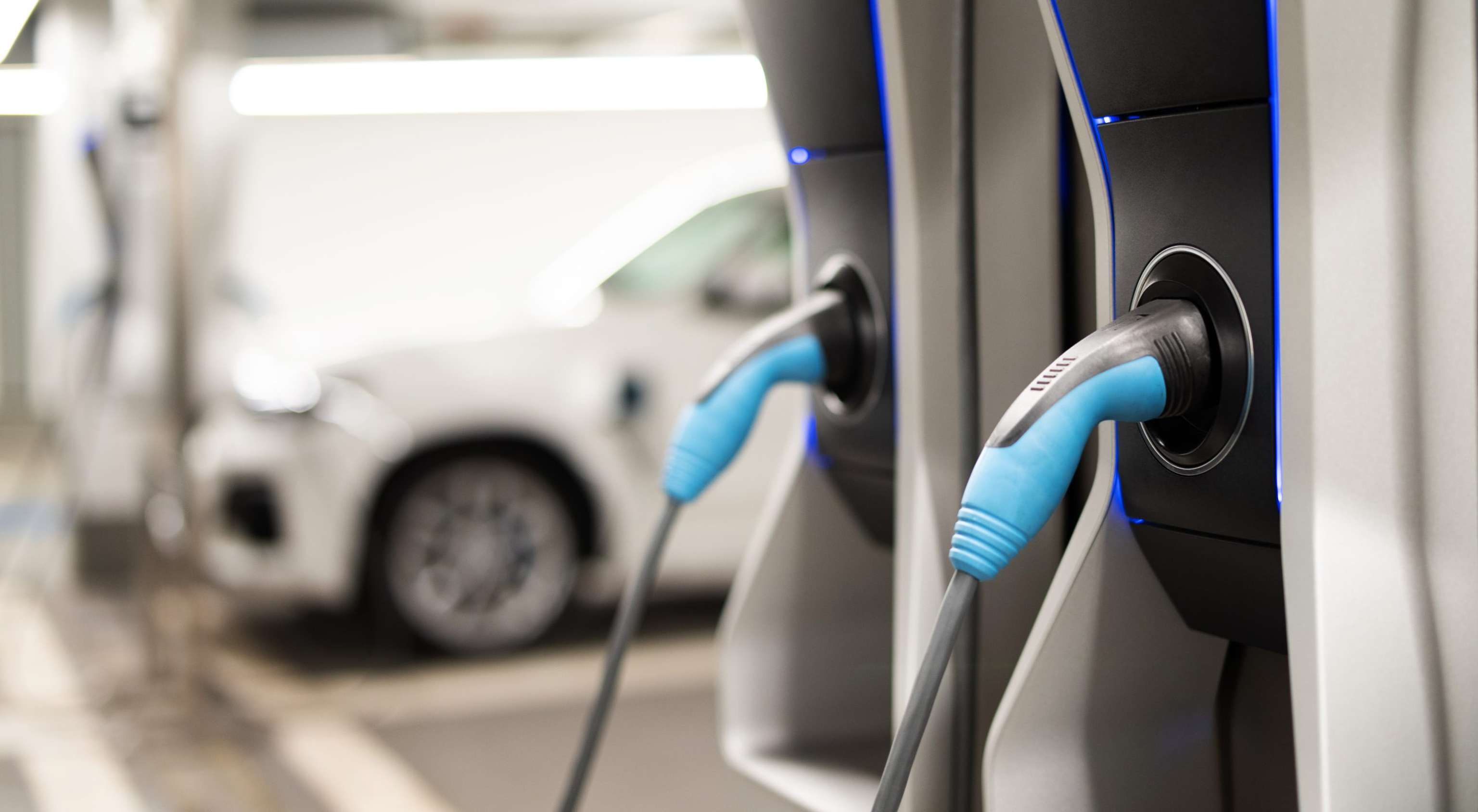 Elektroladestation Für Elektroautos In Einer Tiefgarage