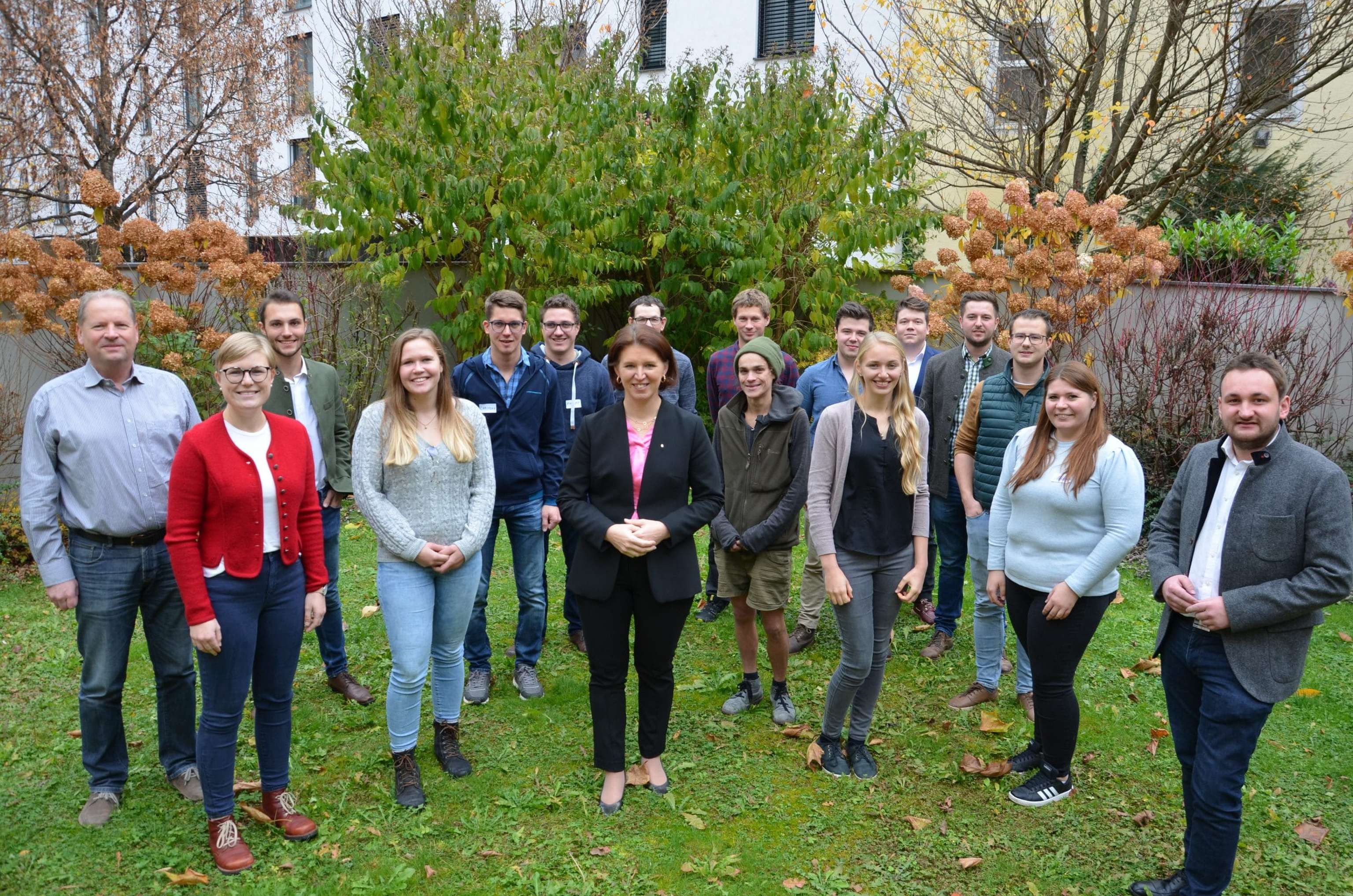 Die Agrarspitze bei den Jungbauern: Wolfgang Wallner (l.), Michaela Langer-Weninger (Mitte) und Christian Lang (r.).